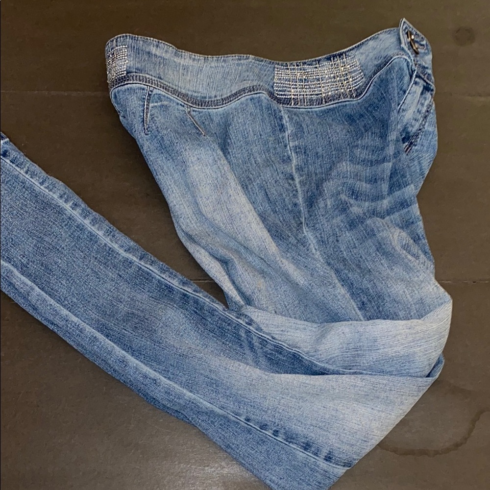 Lucy Blue Small Skinny Jeans with Acid-Wash Finish - Picture 4 of 13